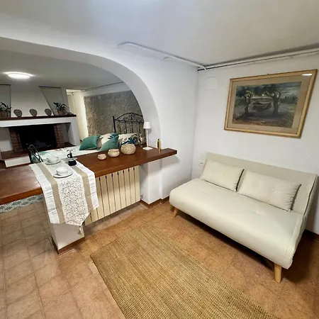 Bilocale Rinnovato Con Aria Condizionata, Marco Polo, A 2 Passi Da Mare, Pineta E Centro *