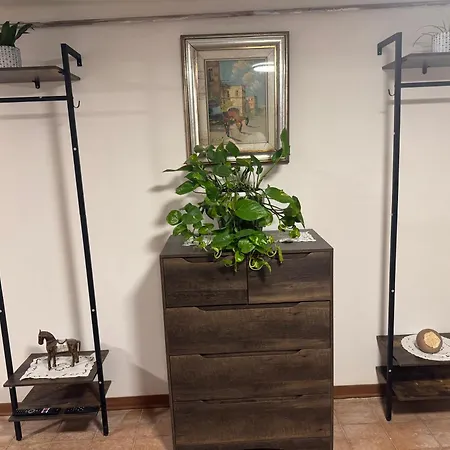 Bilocale Rinnovato A Marco Polo 500 M Dal Mare Con Aria Condizionata Per Coppie E Famiglie Appartement